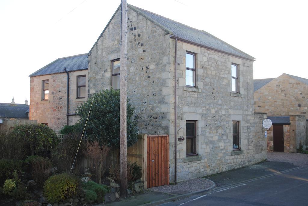 The Olde School House Bed and Breakfast Seahouses Exteriör bild