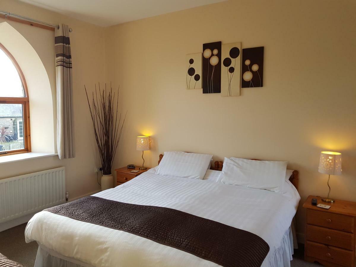 The Olde School House Bed and Breakfast Seahouses Exteriör bild